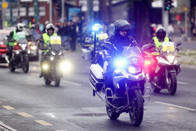 Tour of Bosnia and Herzegovina Cycling Race Begins in Sarajevo Security personnel and a police motorbike are seen ahead of the start of the international cycling race Tour of Bosnia and Herzegovina in Sarajevo, Bosnia and Herzegovina on April 17, 2026, ensuring safety along the route.  ArminxDurgut PIXSELL