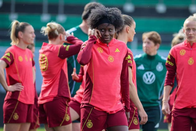 Ried im Innkreis, Austria 17 April 2026 Preparation for the Womens World Cup qualifier Austria vs Germany Final training In the picture Nicole Anyomi Germany Copyright: HMBxMedia MadeleinexFantini
