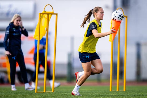 260417 Iris Omarsdottir of the Norwegian women™s national football team during a training session on April 17, 2026 in Ptuj Photo Marius Simensen BILDBYRAN Cop 238 bbeng dam fifa women s world cup qualifier football fotball fotboll norge norway practice soccer training trening träning  Copyright: MARIUSxSIMENSEN BB260417BB205