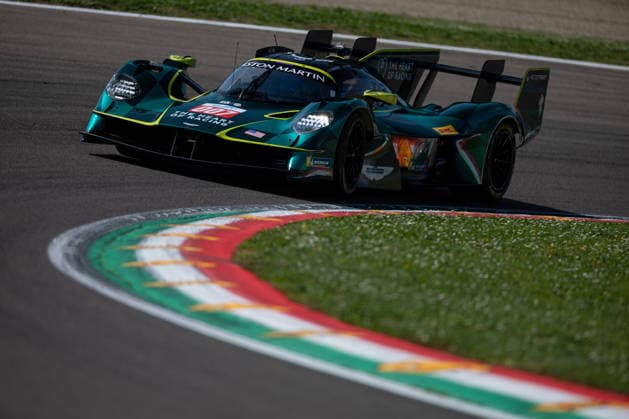 The 007 Aston Martin Valkyrie of Aston Martin THOR Team, driven by Harry TINCKNELL (GBR), Tom GAMBLE (GBR) and Ross GUNN (GBR), in action during the FIA World Endurance Championship 6 Hours of Imola at Autodromo Enzo e Dino Ferrari in Imola, Italy, April 17-19, 2026. during WEC - 6 Hours of Imola, Endurance race in Imola, Italy, April 17 2026  Copyright: xDanielexPaglino IPAxSportx xipa-agency.netx xx IPA_74024075 IPA_Agency_IPA74024075