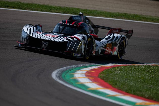 The 94 Peugeot 9x8 of Peugeot TotalEnergies, driven by Loic DUVAL (FRA), Theo POURCHAIRE (FRA) and Malthe JAKOBSEN (DEN), in action during the FIA World Endurance Championship 6 Hours of Imola at Autodromo Enzo e Dino Ferrari in Imola, Italy, April 17-19, 2026.o Ferrari in Imola, Italy, April 17-19, 2026. during WEC - 6 Hours of Imola, Endurance race in Imola, Italy, April 17 2026 Copyright: xDanielexPaglino IPAxSportx xipa-agency.netx xx IPA_74024084 IPA_Agency_IPA74024084