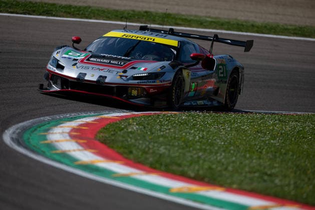 The 21 Ferrari 296 GT3 Evo of Vista AF Corse, driven by Francois HERAIU (FRA), Simon MANN (USA) and Alessio ROVERA (ITA), in action during the FIA World Endurance Championship 6 Hours of Imola at Autodromo Enzo e Dino Ferrari in Imola, Italy, April 17-19, 2026. during WEC - 6 Hours of Imola, Endurance race in Imola, Italy, April 17 2026  Copyright: xDanielexPaglino IPAxSportx xipa-agency.netx xx IPA_74024129 IPA_Agency_IPA74024129