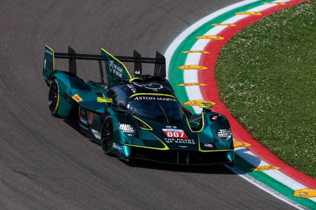 The 007 Aston Martin Valkyrie of Aston Martin THOR Team, driven by Harry TINCKNELL (GBR), Tom GAMBLE (GBR) and Ross GUNN (GBR), in action during the FIA World Endurance Championship 6 Hours of Imola at Autodromo Enzo e Dino Ferrari in Imola, Italy, April 17-19, 2026. during WEC - 6 Hours of Imola, Endurance race in Imola, Italy, April 17 2026  Copyright: xDanielexPaglino IPAxSportx xipa-agency.netx xx IPA_74024150 IPA_Agency_IPA74024150