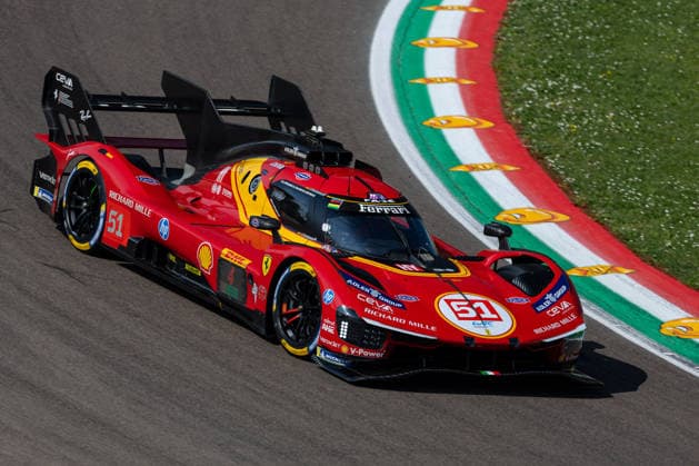 The 51 Ferrari 499p of Ferrari AF Corse, driven by Alessandro PIER GUIDI (ITA), James CALADO (GBR) and Antonio GIOVINAZZI (ITA), in action during the FIA World Endurance Championship 6 Hours of Imola at Autodromo Enzo e Dino Ferrari in Imola, Italy, April 17-19, 2026. during WEC - 6 Hours of Imola, Endurance race in Imola, Italy, April 17 2026  Copyright: xDanielexPaglino IPAxSportx xipa-agency.netx xx IPA_74024166 IPA_Agency_IPA74024166