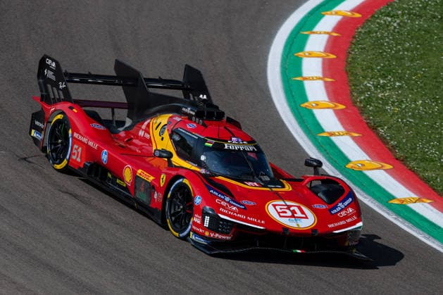 The 51 Ferrari 499p of Ferrari AF Corse, driven by Alessandro PIER GUIDI (ITA), James CALADO (GBR) and Antonio GIOVINAZZI (ITA), in action during the FIA World Endurance Championship 6 Hours of Imola at Autodromo Enzo e Dino Ferrari in Imola, Italy, April 17-19, 2026. during WEC - 6 Hours of Imola, Endurance race in Imola, Italy, April 17 2026  Copyright: xDanielexPaglino IPAxSportx xipa-agency.netx xx IPA_74024169 IPA_Agency_IPA74024169