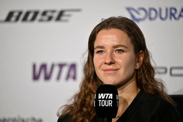 PK Press Conference Karolina Muchova CZE Portrait Logo WTA Tennis Ladies Porsche Cup Porsche Tennis Grand Prix GP Stuttgart 2026 Porsche Arena 11 19 04 2026 DFL REGULATIONS PROHIBIT ANY USE OF PHOTOGRAPHS AS IMAGE SEQUENCES AND OR QUASI VIDEO Tennis Ladies Porsche Cup Porsche Tennis Grand Prix GP Stuttgart 2026