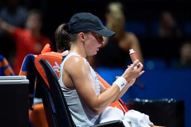 Iga Swiatek POL in picture, GER, Mirra Andreeva vs Iga Swiatek, Tennis, ATP Tournament, WTA 500, Porsche Tennis Grand Prix, Quarterfinals, 15 04 2026, GER, Mirra Andreeva vs Iga Swiatek, Tennis, ATP Tournament, WTA 500, Porsche Tennis Grand Prix, Quarterfinals, 15 04 2026, Stuttgart Copyright: xEibner-Pressefoto EdwardxCheungx EP_ECG