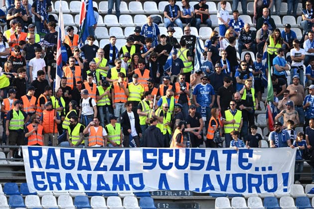 Cm Reggio Emilia 17 04 2026 - campionato di calcio serie A Sassuolo-Como foto Cristiano Mazzi Image nella foto: tifosi Como 