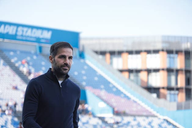 Cesc Fabregas head coach of Como 1907 during the match of 2025-2026 Serie A football between US Sassuolo Calcio vs Como 1907 at the Mapei Stadium-Citta del Tricolore on 17 April 2026 in Reggio Emilia, RE .  Copyright: xEmanuelexPennacchio IPAxSportx xipa-agency.netx xx IPA_74025672 IPA_Agency_IPA74025672