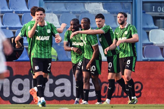 Cm Reggio Emilia 17 04 2026 - campionato di calcio serie A Sassuolo-Como foto Cristiano Mazzi Image nella foto: esultanza gol M Bala Nzola 