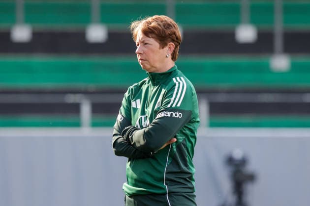 17 04 2026, xgrfx, Football DFB Media Dates, German Womens National Team Training v l Maren Meinert German Womens National Team DFL DFB REGULATIONS PROHIBIT ANY USE OF PHOTOGRAPHS as IMAGE SEQUENCES and or QUASI VIDEO Ried