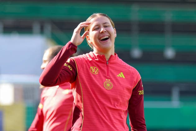 Ried im Innkreis, Austria 17 April 2026 Preparation for the Womens World Cup qualifier Austria vs Germany Final training In the picture Larissa Mühlhaus Muehlhaus Germany Copyright: HMBxMedia MadeleinexFantini