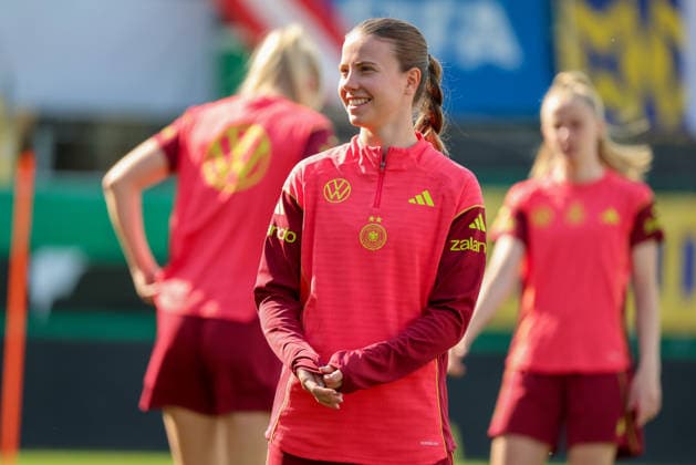 Ried im Innkreis, Austria 17 April 2026 Preparation for the womens World Cup qualifier Austria vs Germany Final training In the picture Sarah Mattner Trembleau Germany Copyright: HMBxMedia MadeleinexFantini