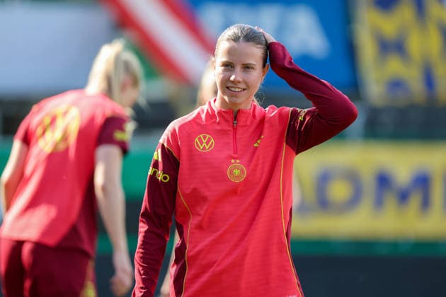 Ried im Innkreis, Austria 17 April 2026 Preparation for the womens World Cup qualifier Austria vs Germany Final training In the picture Sarah Mattner Trembleau Germany Copyright: HMBxMedia MadeleinexFantini