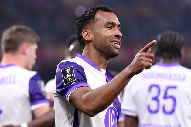 RC Lens v Toulouse FC - Ligue 1 McDonald s 2025 2026 23 Cristian CASSERES JR (tfc) during the Ligue 1 McDonald s match between Lens and Toulouse at Stade Bollaert-Delelis on April 17, 2026 in Lens, France. Lens France  Copyright: xFEPx 776485087