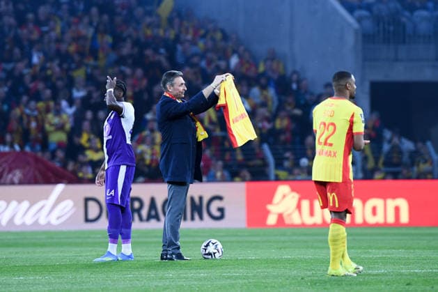 RC Lens v Toulouse FC - Ligue 1 McDonald s 2025 2026 Guillaume WARMUZ during the Ligue 1 McDonald s match between Lens and Toulouse at Stade Bollaert-Delelis on April 17, 2026 in Lens, France. Lens France  Copyright: xFEPx 776485087