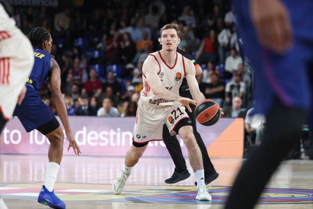 April 17, 2026, Barcelona, Barcelona, Spain: Justus Hollatz of FC Bayern Munich in action during the EuroLeague Regular Season Round 38 match played between FC Barcelona, Barca and FC Bayern Munich at Palau Blaugrana on April 17, 2026 in Barcelona, Spain. Barcelona Spain - ZUMAa181 20260417_zaa_a181_259 Copyright: xJavierxBorregox