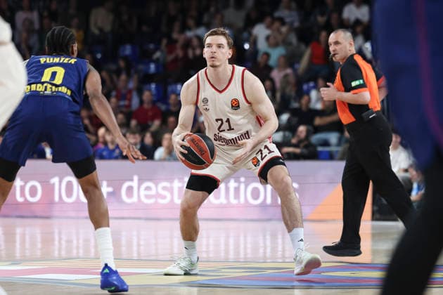 April 17, 2026, Barcelona, Barcelona, Spain: Justus Hollatz of FC Bayern Munich in action during the EuroLeague Regular Season Round 38 match played between FC Barcelona, Barca and FC Bayern Munich at Palau Blaugrana on April 17, 2026 in Barcelona, Spain. Barcelona Spain - ZUMAa181 20260417_zaa_a181_255 Copyright: xJavierxBorregox