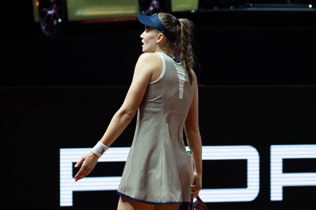 Elena Rybakina KAZ in picture, disappointed, dissatisfied, GER, Elena Rybakina vs Leylah Fernandez, Tennis, ATP Tournament, WTA 500, Porsche Tennis Grand Prix, Quarterfinals, 15 04 2026, GER, Elena Rybakina vs Leylah Fernandez, Tennis, ATP Tournament, WTA 500, Porsche Tennis Grand Prix, Quarterfinals, 15 04 2026, Stuttgart Copyright: xEibner-Pressefoto EdwardxCheungx EP_ECG