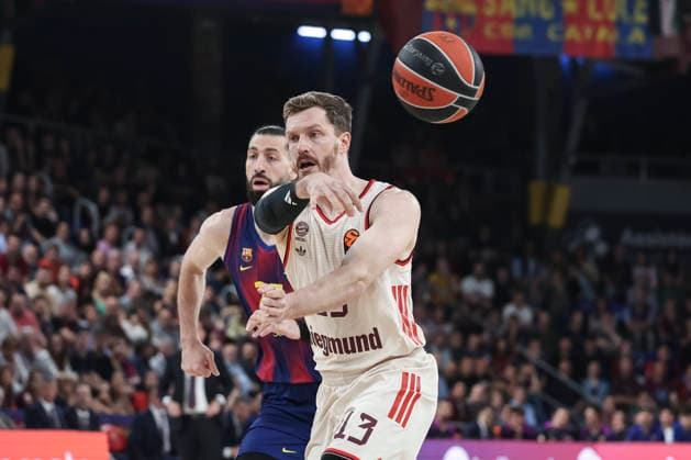 April 17, 2026, Barcelona, Barcelona, Spain: Andreas Obst of FC Bayern Munich in action during the EuroLeague Regular Season Round 38 match played between FC Barcelona, Barca and FC Bayern Munich at Palau Blaugrana on April 17, 2026 in Barcelona, Spain. Barcelona Spain - ZUMAa181 20260417_zaa_a181_251 Copyright: xJavierxBorregox
