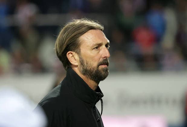 Thomas Hengen Kaiserslautern after final whistle Football, Men, Season 2025 2026, 2 BL, Holstein Stadion, Holstein Kiel vs 1 FC Kaiserslautern, 3 0 DFL REGULATIONS PROHIBIT ANY USE OF PHOTOGRAPHS AS IMAGE SEQUENCES AND OR QUASI VIDEO