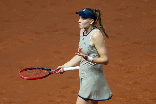 Elena Rybakina KAZ in picture, disappointed, dissatisfied, GER, Elena Rybakina vs Leylah Fernandez, Tennis, ATP Tournament, WTA 500, Porsche Tennis Grand Prix, Quarterfinals, 15 04 2026, GER, Elena Rybakina vs Leylah Fernandez, Tennis, ATP Tournament, WTA 500, Porsche Tennis Grand Prix, Quarterfinals, 15 04 2026, Stuttgart Copyright: xEibner-Pressefoto EdwardxCheungx EP_ECG