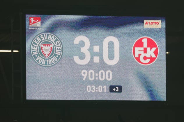 Football, Men, Season 2025 2026, 2 BL, Holstein Stadion, Holstein Kiel vs 1 FC Kaiserslautern, 3 0 DFL REGULATIONS PROHIBIT ANY USE OF PHOTOGRAPHS AS IMAGE SEQUENCES AND OR QUASI VIDEO
