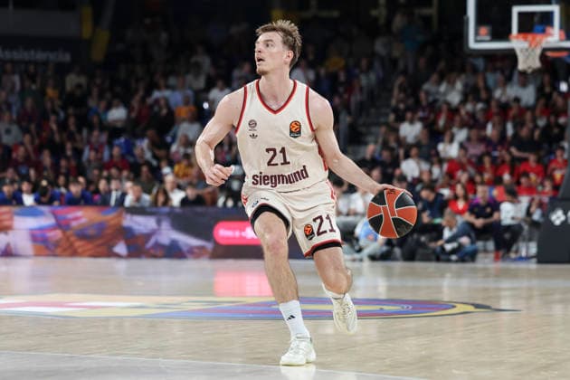 April 17, 2026, Barcelona, Barcelona, Spain: Justus Hollatz of FC Bayern Munich in action during the EuroLeague Regular Season Round 38 match played between FC Barcelona, Barca and FC Bayern Munich at Palau Blaugrana on April 17, 2026 in Barcelona, Spain. Barcelona Spain - ZUMAa181 20260417_zaa_a181_263 Copyright: xJavierxBorregox