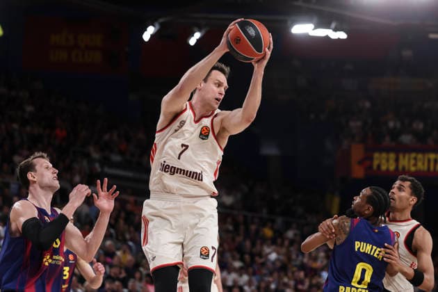 April 17, 2026, Barcelona, Barcelona, Spain: Johannes Voigtmann of FC Bayern Munich in action during the EuroLeague Regular Season Round 38 match played between FC Barcelona, Barca and FC Bayern Munich at Palau Blaugrana on April 17, 2026 in Barcelona, Spain. Barcelona Spain - ZUMAa181 20260417_zaa_a181_261 Copyright: xJavierxBorregox