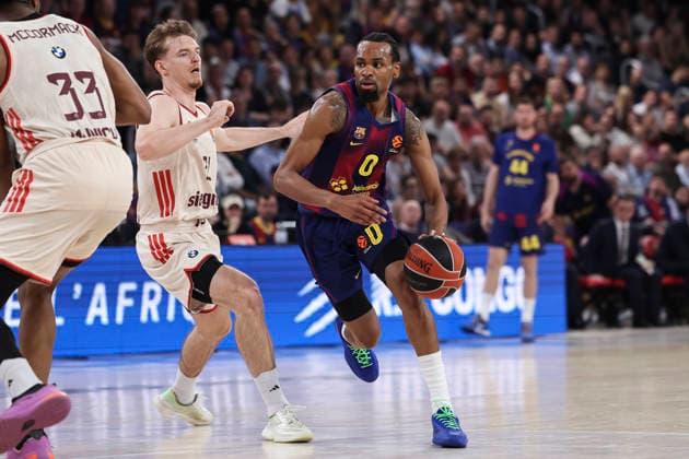 April 17, 2026, Barcelona, Barcelona, Spain: Kevin Punter of FC Barcelona, Barca in action during the EuroLeague Regular Season Round 38 match played between FC Barcelona and FC Bayern Munich at Palau Blaugrana on April 17, 2026 in Barcelona, Spain. Barcelona Spain - ZUMAa181 20260417_zaa_a181_286 Copyright: xJavierxBorregox