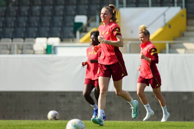Ried im Innkreis, Austria 17 April 2026 Preparation for the womens World Cup qualifier Austria vs Germany Final training In the picture Vivien Endemann Germany Copyright: HMBxMedia MadeleinexFantini