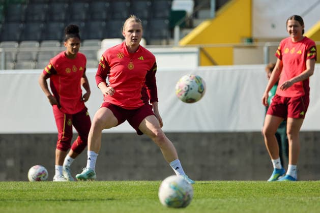 Ried im Innkreis, Austria 17 April 2026 Preparation for the womens World Cup qualifier Austria vs Germany Final training In the picture Jella Veit Germany Copyright: HMBxMedia MadeleinexFantini