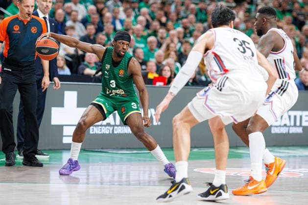 Zalgiris Kaunas and Paris Paris meet in Euroleague game in Kaunas Kaunas Kaunas Lithuania 2026 04 17, Kaunas  Copyright: xErikasxOvcarenkox