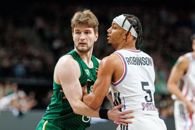 Zalgiris Kaunas and Paris Paris meet in Euroleague game in Kaunas Kaunas Kaunas Lithuania 2026 04 17, Kaunas  Copyright: xErikasxOvcarenkox