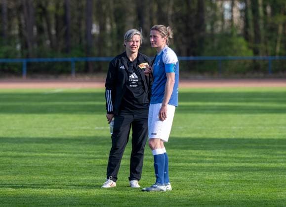 Soccer, Women, Season 2025 2026, Test match 1 FFC Turbine Potsdam 1 FC Union Berlin 0 2 , f l Jennifer Zietz Managing Director Professional Soccer Women 1 FC Union Berlin , Bianca Schmidt Turbine Potsdam , 17 04 2026, Copyright: xMatthiasxKochx