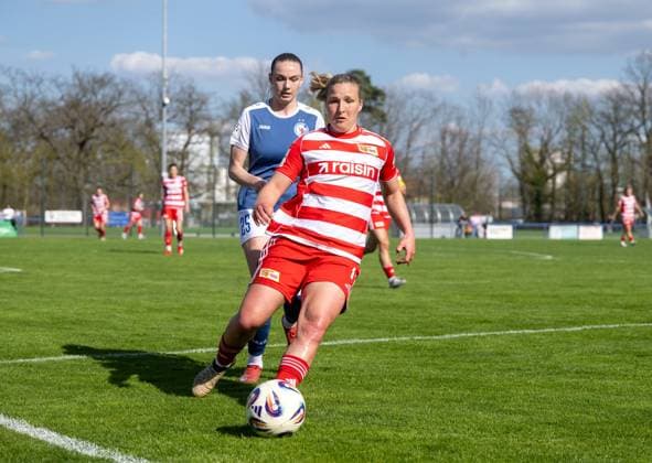 Soccer, Women, Season 2025 2026, Test match 1 FFC Turbine Potsdam 1 FC Union Berlin 0 2 , f l Merle Kirschstein Turbine Potsdam , Dina Orschmann 1 Women 1 FC Union , 17 04 2026, Copyright: xMatthiasxKochx