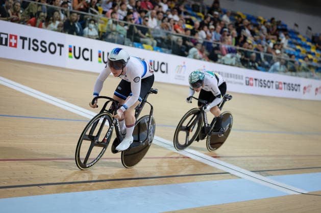 UCI Track World Cup: Hong Kong Picture by Alex Whitehead SWpix.com - 18 04 2026 - Cycling - UCI Track World Cup: Hong Kong - Hong Kong Velodrome, Tseung Kwan O, Hong Kong, China - Women™s Sprint Semifinals - Emma Finucane of Great Britain Copyright: x xSWpix.comx(t axPhotographyxHubxLtd)xAlexxWhitehead SWpix.comx SWP-3030-12757