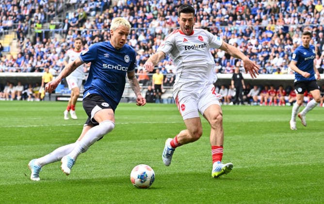18 04 2026 Soccer Season 2025 2026 2 Soccer Bundesliga 30 Matchday DSC Arminia Bielefeld 1 FC Nuremberg FCN Club Sportfoto Zink xwoxzix DFL regulations prohibit any use of photographs as image sequences and or quasi video only for editorial use Joel Grodowski 11, Arminia Bielefeld Luka Lochoshvili 24, 1 FC Nuremberg FCN
