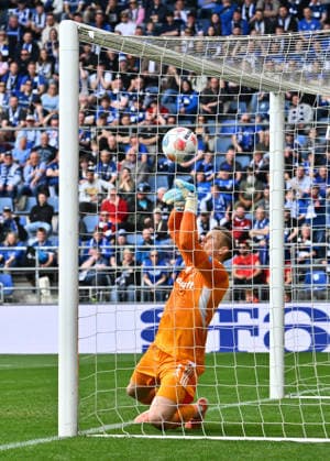 18 04 2026 Soccer Season 2025 2026 2 Soccer Bundesliga 30 Matchday DSC Arminia Bielefeld 1 FC Nürnberg FCN Club Sportfoto Zink xwoxzix DFL regulations prohibit any use of photographs as image sequences and or quasi video only for editorial use Goal Goal shot by Benjamin Boakye 27, Arminia Bielefeld Jan Reichert 1, 1 FC Nürnberg FCN disallowed for offside
