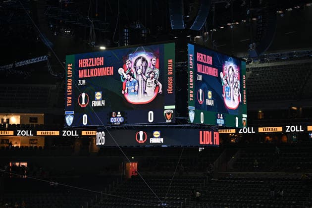 GER, Lanxess Arena Koeln, HBL, LIDL FINAL4, Men, 1 Semifinal TVB Lemgo Lippe vs Fuechse Berlin 18 04 2026, Lanxess Arena , Koeln , GER, Lanxess Arena Koeln, HBL, LIDL FINAL4, Men, 1 Semifinal TVB Lemgo Lippe vs Fuechse Berlin, in the picture display cube above the arena nordphotoxGmbHx xMeuter nph00351