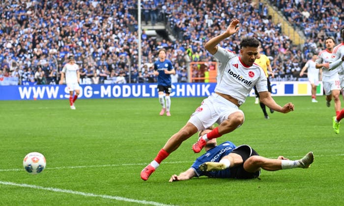 18 04 2026 Soccer Season 2025 2026 2 Soccer Bundesliga 30 Matchday DSC Arminia Bielefeld 1 FC Nürnberg FCN Club Sportfoto Zink xwoxzix DFL regulations prohibit any use of photographs as image sequences and or quasi video only for editorial use Henri Koudossou 8, 1 FC Nürnberg FCN Tim Handwerker 29, Arminia Bielefeld