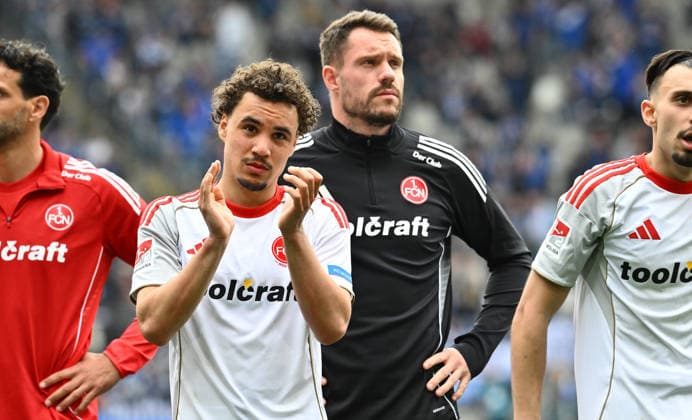 18 04 2026 Soccer Season 2025 2026 2 Soccer Bundesliga 30 Matchday DSC Arminia Bielefeld 1 FC Nürnberg FCN Club Sportfoto Zink xwoxzix DFL regulations prohibit any use of photographs as image sequences and or quasi video only for editorial use Rafael Lubach 18, 1 FC Nürnberg FCN Marko Soldic 16, 1 FC Nürnberg FCN in front of fans Fanblock after end of match