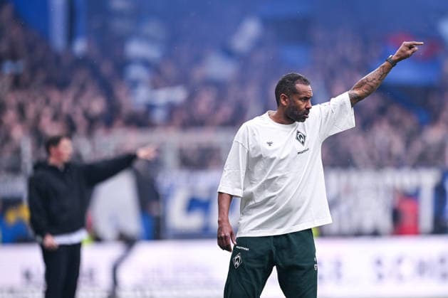 Sport Bilder des Tages 18.04.2026, Fussball, 1. Bundesliga, 30. Spieltag Saison 2025 2026, SV Werder Bremen - Hamburger SV, Trainer Daniel Thioune (SV Werder Bremen) xRHR-FOTO TKx *** 18 04 2026, Football, 1 Bundesliga, Matchday 30 Season 2025 2026, SV Werder Bremen Hamburger SV, Coach Daniel Thioune SV Werder Bremen xRHR PHOTO TKx Copyright: RHR-FOTOx RHR-FOTO TK