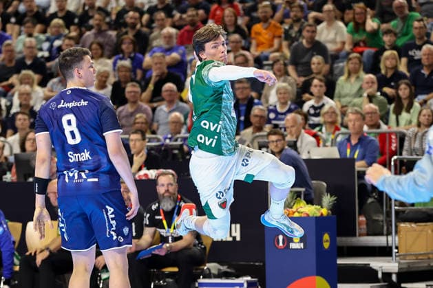 18 04 2026 ,xgox, Handball DHB Pokal 1 2 Final TBV Lemgo Lippe Füchse Berlin emspor, v l Nils Lichtlein Berlin, 17 throws goal, Torschuetze, erzielt Tor, Treffer, scores the goal Koeln