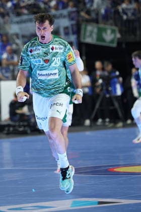 GER, Lanxess Arena Koeln, HBL, LIDL FINAL4, Men, 1 Semifinal TVB Lemgo Lippe vs Fuechse Berlin 18 04 2026, Lanxess Arena , Koeln , GER, Lanxess Arena Koeln, HBL, LIDL FINAL4, Men, 1 Semifinal TVB Lemgo Lippe vs Fuechse Berlin, in the picture goal celebration jubilation jubilation run, Lukas Herburger Fuechse Berlin 29 , nordphotoxGmbHx xMeuter nph00351