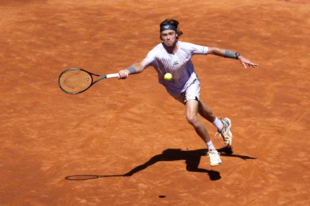 April 18, 2026, Barcelona, Barcelona, Spain: Russian professional ATP, Tennis Herren Tour tennis player ANDREY RUBLEV (RUS) in action during the semifinals match against HAMAD MEDJEDOVIC (SRB) at the Barcelona Open Banc Sabadell ATP 500 tennis tournament at the Real Club de Tenis Barcelona on April 18, 2026 in Barcelona, Spain. Barcelona Spain - ZUMAs316 20260418_znp_s316_036 Copyright: xMartixSeguraxRamonedax