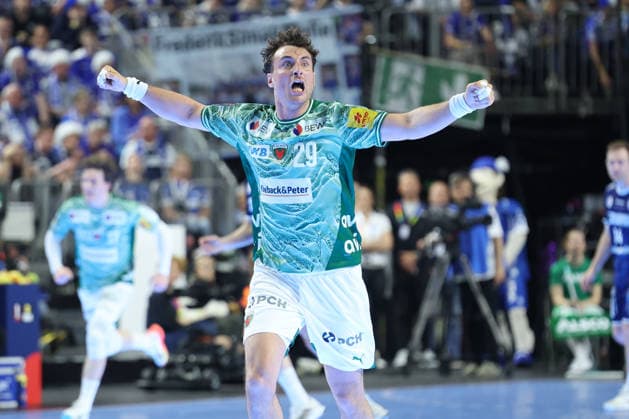 GER, Lanxess Arena Koeln, HBL, LIDL FINAL4, Men, 1 Semifinal TVB Lemgo Lippe vs Fuechse Berlin 18 04 2026, Lanxess Arena , Koeln , GER, Lanxess Arena Koeln, HBL, LIDL FINAL4, Men, 1 Semifinal TVB Lemgo Lippe vs Fuechse Berlin, in the picture goal celebration jubilation jubilation run, Lukas Herburger Fuechse Berlin 29 , nordphotoxGmbHx xMeuter nph00351