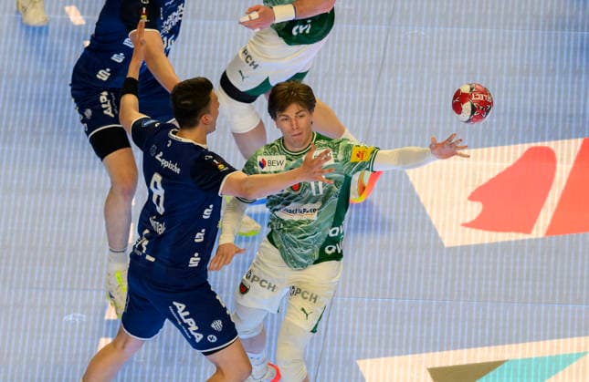 l r Frederik SIMAK Lemgo , Nils LICHTLEIN B action, duel semi-final, TBV Lemgo Lippe Füchse Berlin, on 18 04 2026 Handball DHB Pokal Final4, from 18 04 19 04 2026 in Cologne Germany Lanxess Arena