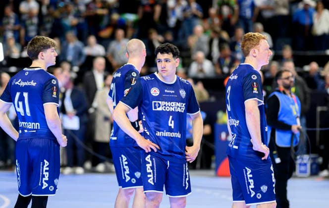 l r Len Farell Kehrmann Lemgo , Samuel ZEHNDER Lemgo , Nicolai Theilinger Lemgo disappointed after the match semi-final, TBV Lemgo Lippe Füchse Berlin, on 18 04 2026 Handball DHB Pokal Final4, from 18 04 19 04 2026 in Cologne Germany Lanxess Arena