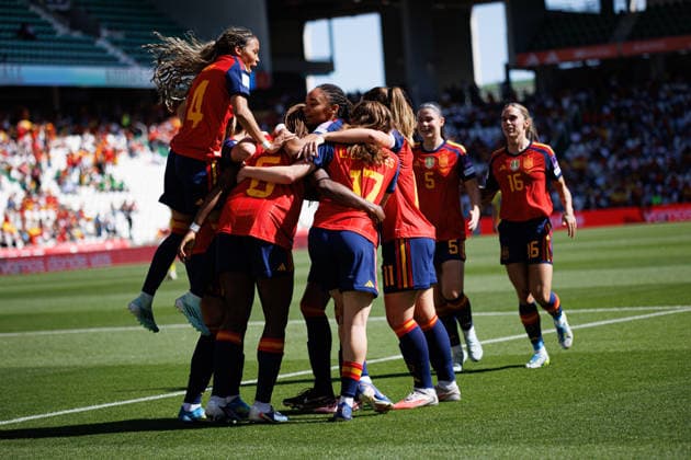 Players of Spain seen celebrating after scoring goal during Women World Cup 2027 qualifying game between national teams of Spain and Ukraine (Marianna Gurba Ball Raw Images) Cordoba Estadio Nuevo Arcangel Spain Copyright: xMariannaxGurbax mariannagurba_spain_ukraine_2526-12